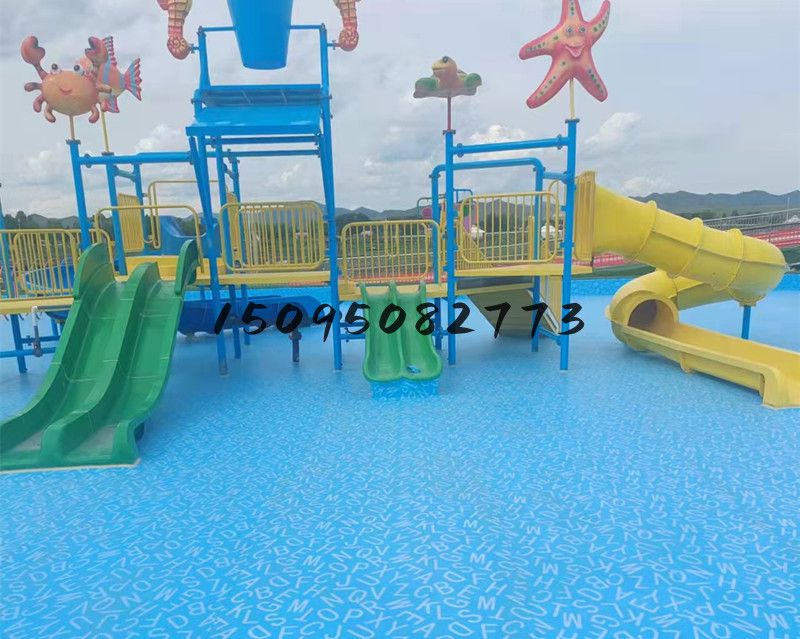 內(nèi)蒙古室外水上樂園，泳池膠膜施工案例
